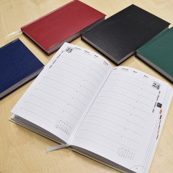 Határidőnapló agenda Standard A/5, napi, fehér lapokkal (fekete) 2026. Bluering® Író- irodaszer, papíráru Bluering