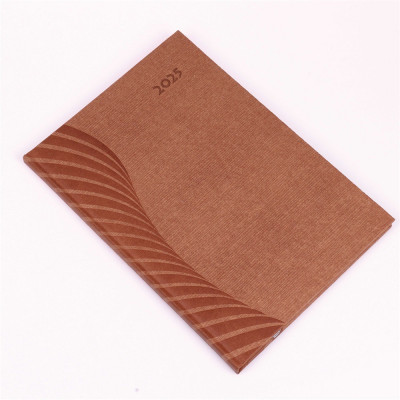 Határidőnapló Amigo B/5, heti fehér lapokkal drapp Realsystem 2026.