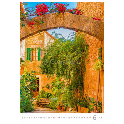 Falinaptár képes 315 × 450 mm Romantic Corners Dayliner 2024.