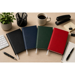 Határidőnapló agenda Standard B/5, heti fehér lapokkal fekete Bluering® 2027.