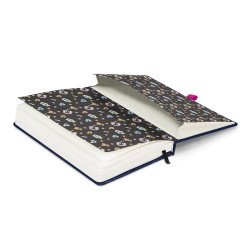 Keménytáblás notesz krémszínű lapokkal, vonalas, leszorító gumiszalaggal Kuromi 130x210mm, Presco Író- irodaszer, papíráru Presco